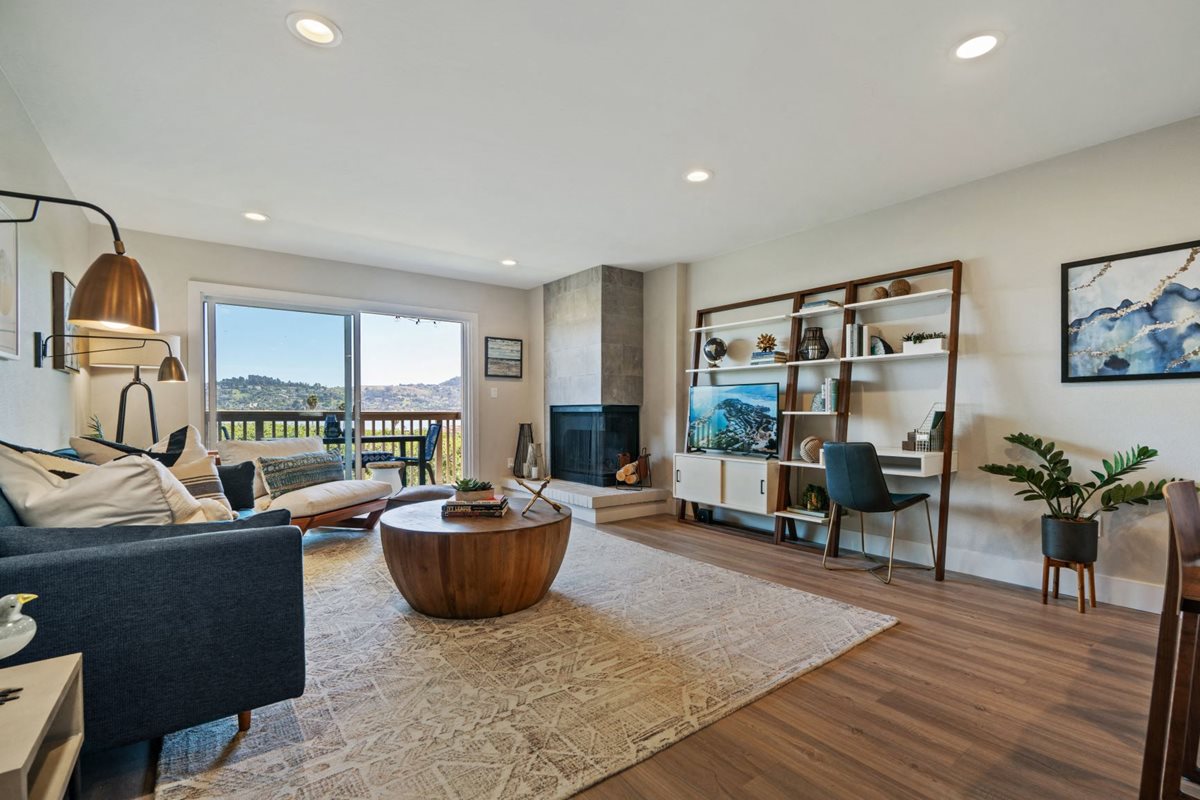 Harbor Point Apartments